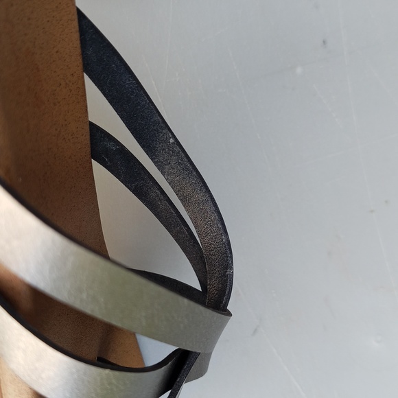 Seven7 Pewter Strappy Sandals | sz 7 - Picture 3 of 5